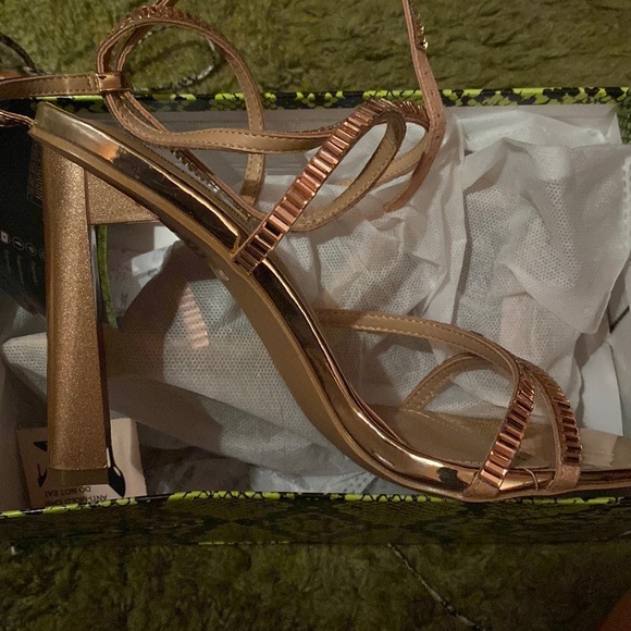 Brand new rose gold wrap up strappy heels - Picture 1 of 4